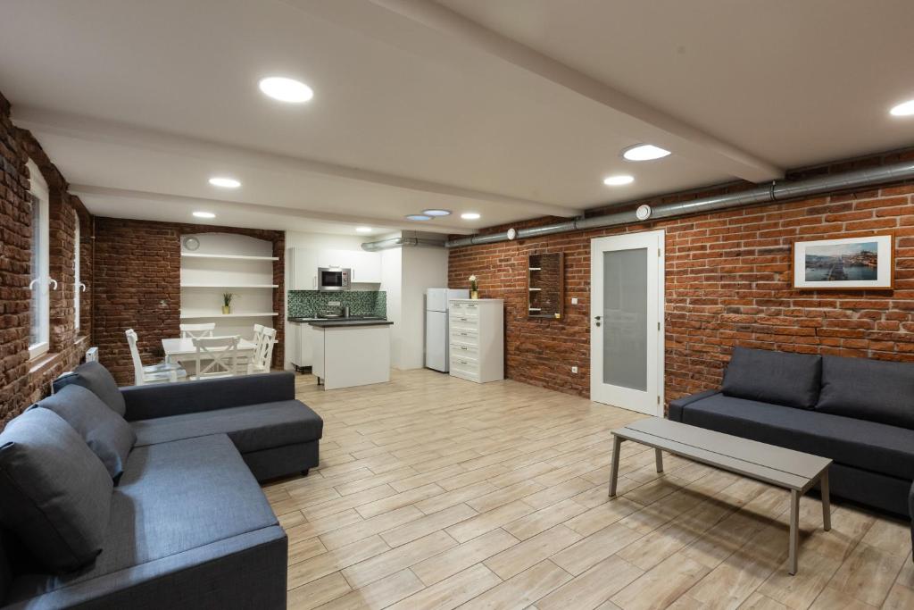 Spacious Apartment in Karlín by Prague Days