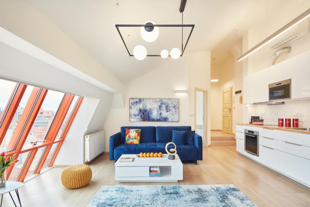 Karlova Old Town Apartments